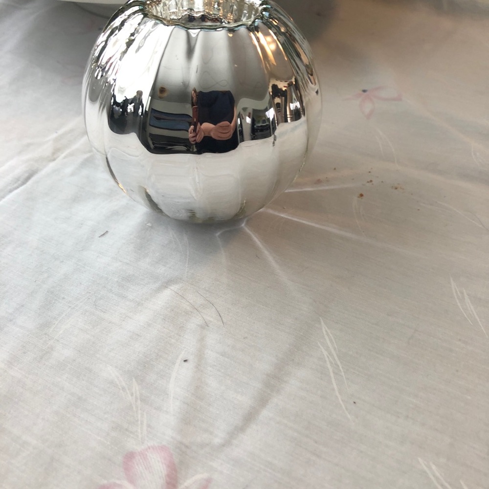 Beautiful handblown glass mirrored sphere candle holder, department 56.